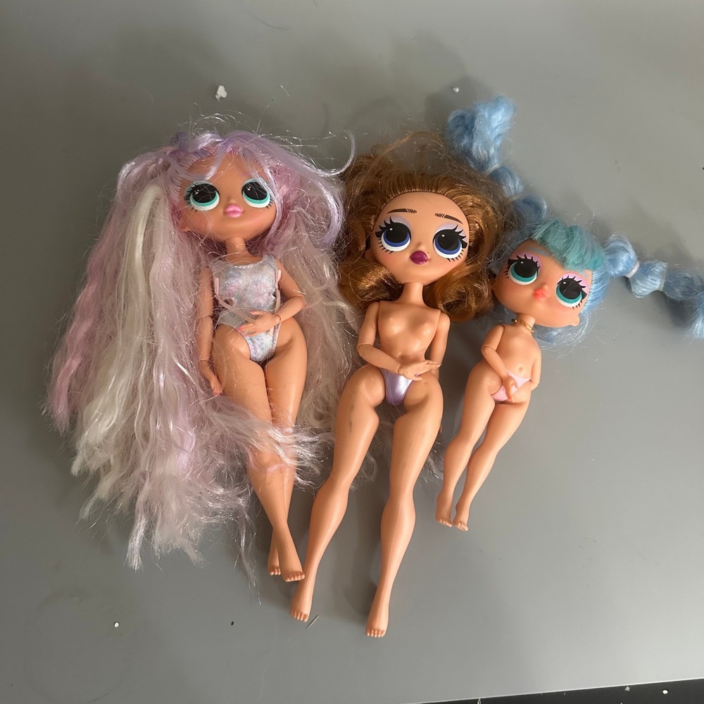 LOL Surprise Doll Lot 3 O.M.G. Fashion Dolls and Small Sister Lavender Blue Hair
